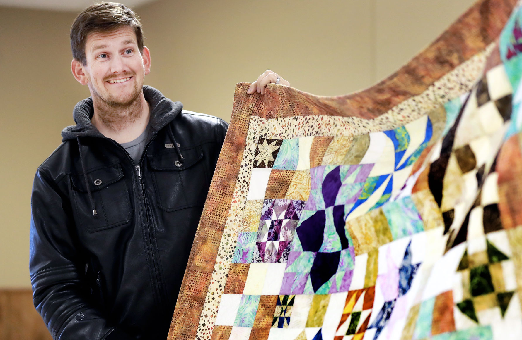 111519_QuiltsofValor004_bjs.JPG